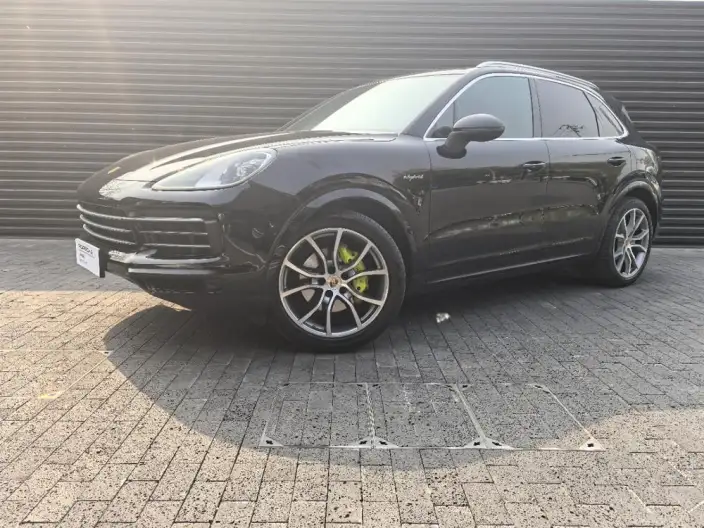 Cayenne E-Hybrid 2022 Model Cayenne E-Hybrid 2.0T Platinum edition