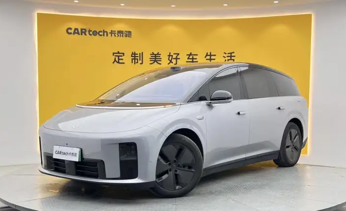 Li Auto i8 2025 Model Standard Edition