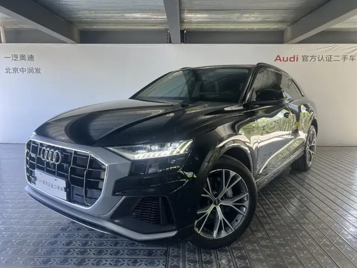 Audi Q8 2022 Model 55 TFSI Luxury Dynamic Model