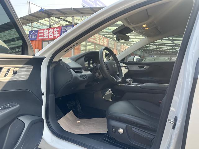 Hongqi E-QM5 2024 модификация 610KM PLUS Edition 100kW – фото 4