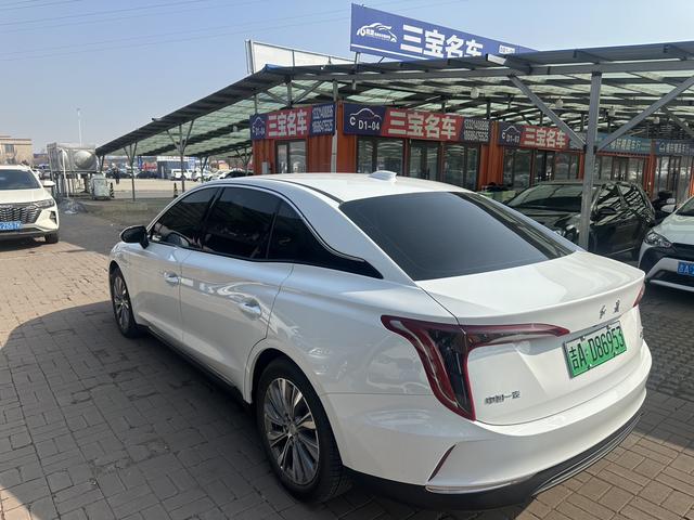 Hongqi E-QM5 2024 модификация 610KM PLUS Edition 100kW – фото 7