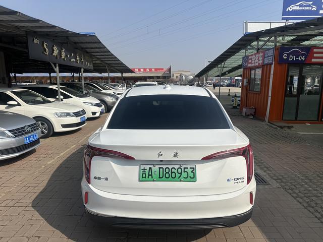 Hongqi E-QM5 2024 модификация 610KM PLUS Edition 100kW – фото 8