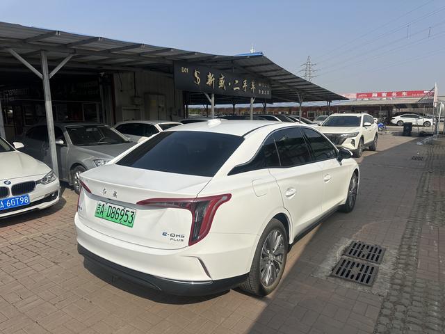 Hongqi E-QM5 2024 модификация 610KM PLUS Edition 100kW – фото 9