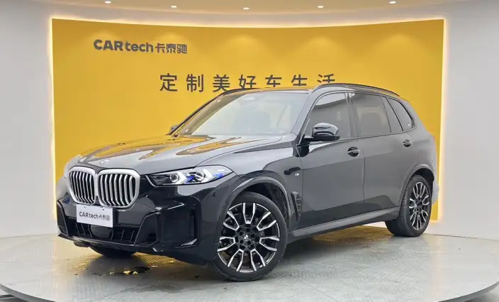 BMW X5 2023 Model xDrive40Li M Sports Night Set