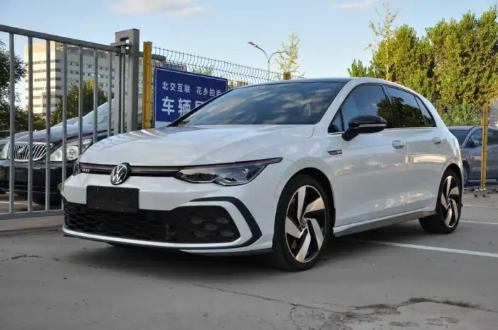 Volkswagen Golf GTI 2021 Model 380TSI DSG GTI