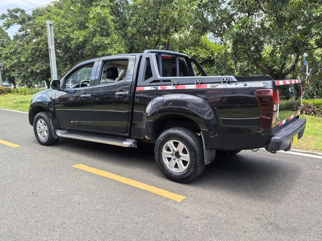 Lingtuo Модель 2019 года 2.5T 2WD Manual Ultimate Edition Country VI Extended Edition JE4D25Q6A – фото 6