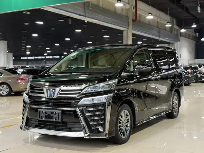 Vellfire 2021 Model Toyota Crown Hybrid 2.5L HV Supreme Edition