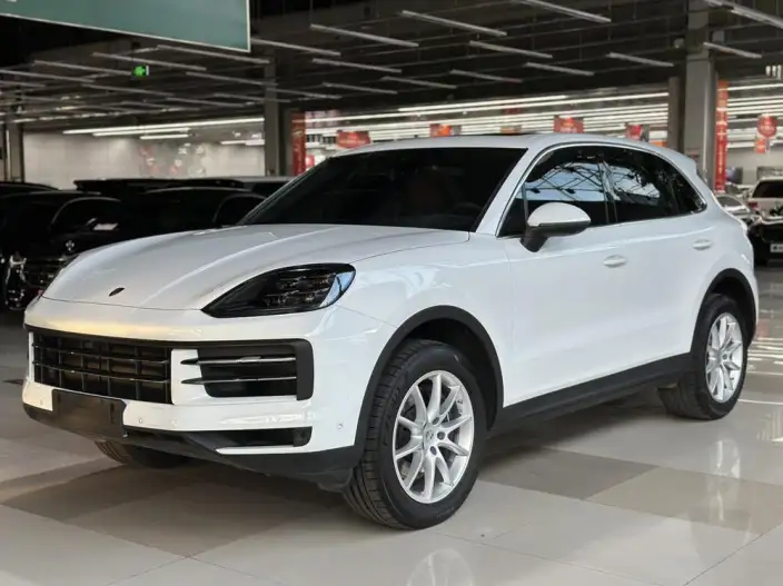 Cayenne 2025 Model Cayenne 3.0T