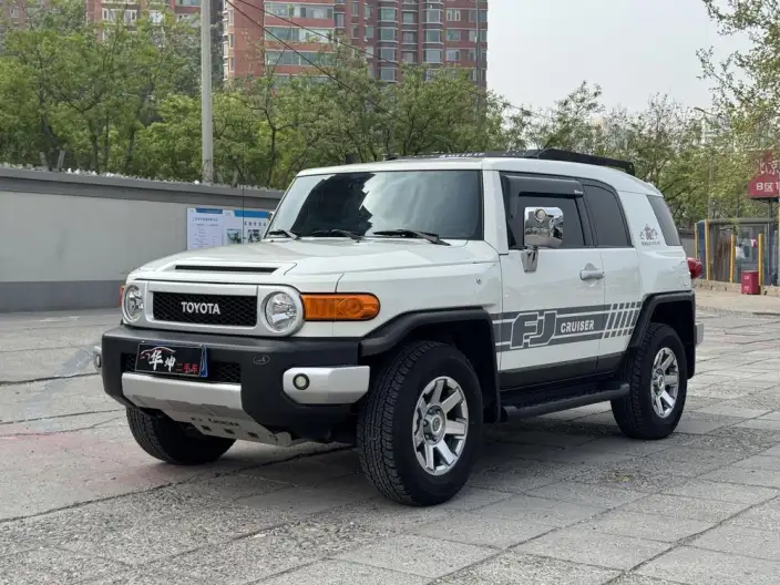 FJ Cruiser 2022 Model 4.0L Automatic 4WD 5 seat Parallel Imported
