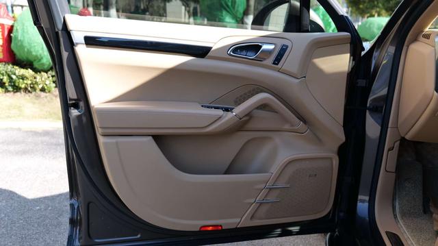 Porsche Cayenne 2015 Cayenne 3.0T – фото 19