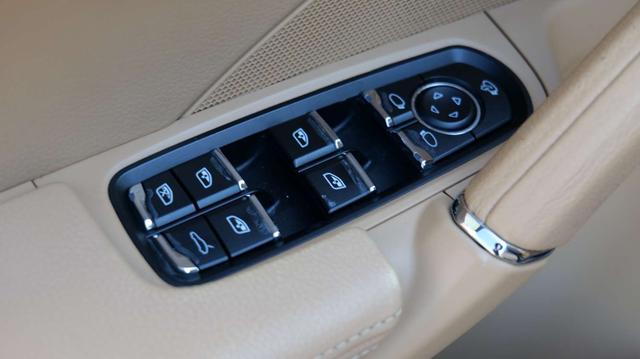 Porsche Cayenne 2015 Cayenne 3.0T – фото 20
