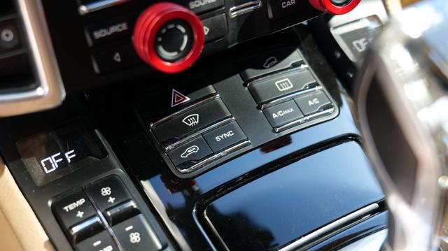 Porsche Cayenne 2015 Cayenne 3.0T – фото 30