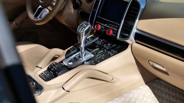 Porsche Cayenne 2015 Cayenne 3.0T – фото 44