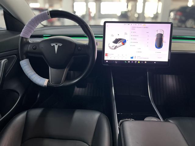 Model 3 import Модель 2019 года Long Battery Li f e Pro All-wheel drive version – фото 6