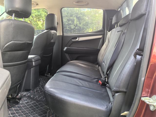 Isuzu D-MAX 2015 2.5T 2WD Automatic High Mobility Elite 4JK1 – фото 8