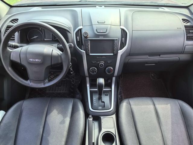 Isuzu D-MAX 2015 2.5T 2WD Automatic High Mobility Elite 4JK1 – фото 9