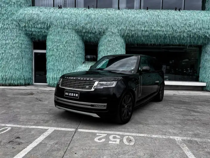 Range Rover 2024 Model 3.0 L6 400PS Shengshi Extended Edition 7 seat