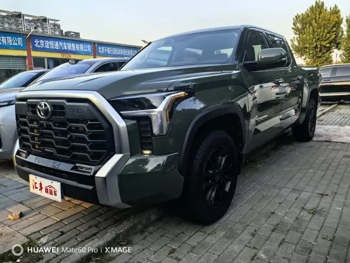 Tundra 2022 Model 3.5T Automatic 4WD 5 seat Parallel Imported