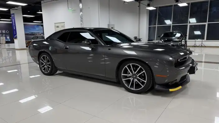 Challenger 2023 Model 3.6L Automatic Rear Drive 5 seat Parallel Imported
