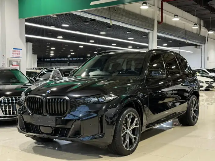BMW X5 2025 Model xDrive30Li Exclusive Model M Sports Night Set