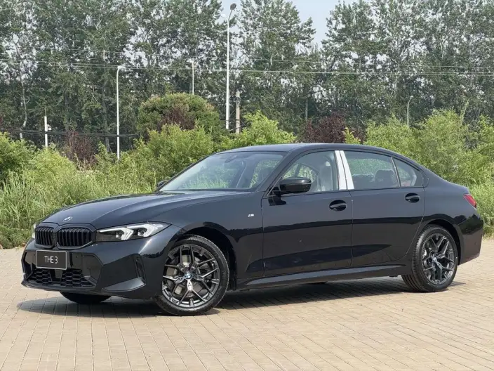 BMW 3 Series 2026 Model 330Li M Sports Night Set