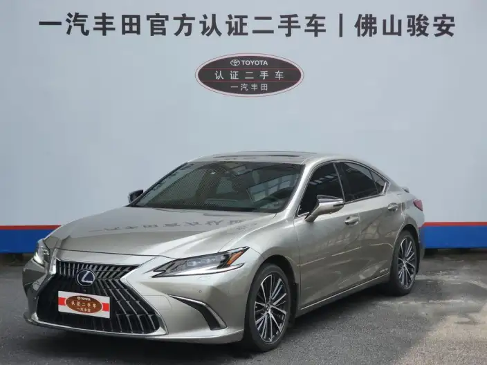 Lexus ES 2022 Model 300h Premium