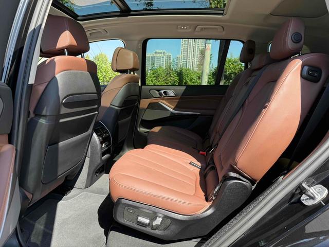 BMW X7 2022 xDrive40i Leading Luxury Package – фото 7