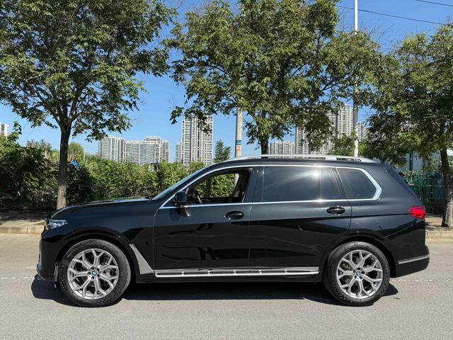 BMW X7 2022 xDrive40i Leading Luxury Package – фото 10