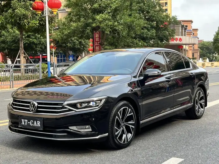 Volkswagen Magotan 2021 Model 330TSI DSG 30th Anniversary Memorial Edition