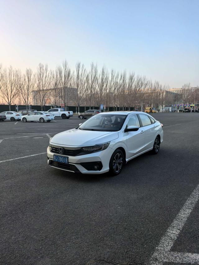 Xiangyu Модель 2022 года 180Turbo CVT Com f ort Edition – фото 1