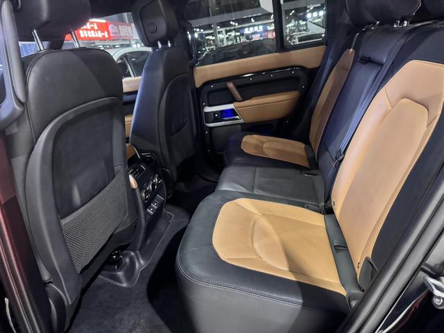 Land Rover Defender 2024 110 3.0T P400 X-DYNAMIC HSE – фото 8