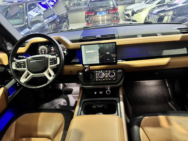 Land Rover Defender 2024 110 3.0T P400 X-DYNAMIC HSE – фото 11