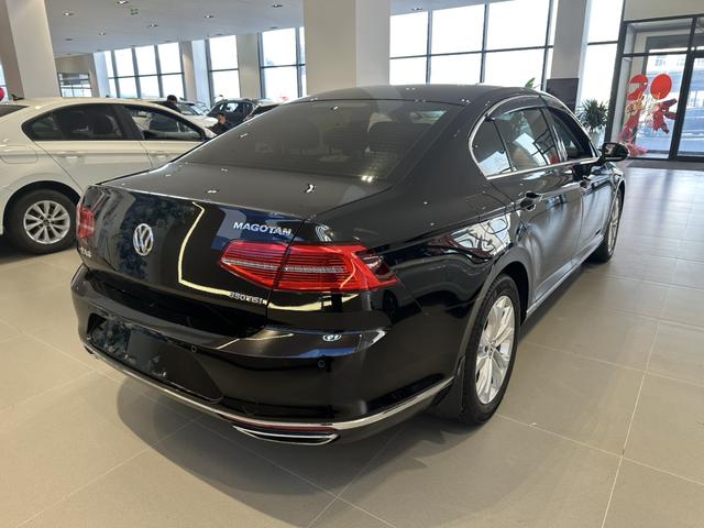 Volkswagen Magotan 2017 модификация 380TSI DSG Prestige – фото 4