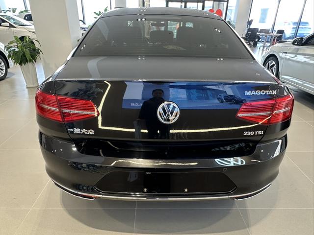 Volkswagen Magotan 2017 модификация 380TSI DSG Prestige – фото 5