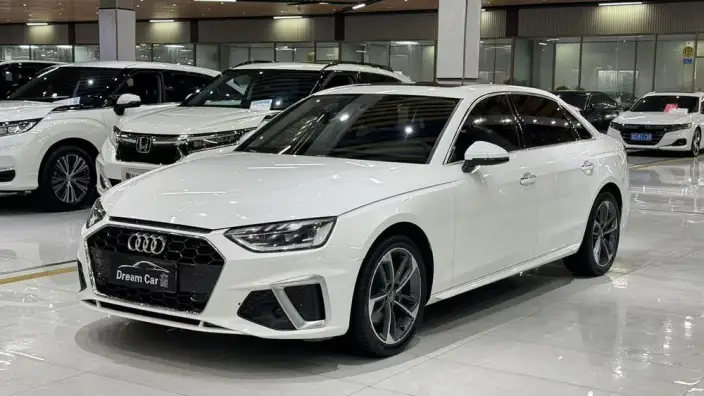 Audi A4 L 2020 Model 40 TFSI Fashion Dynamic Model