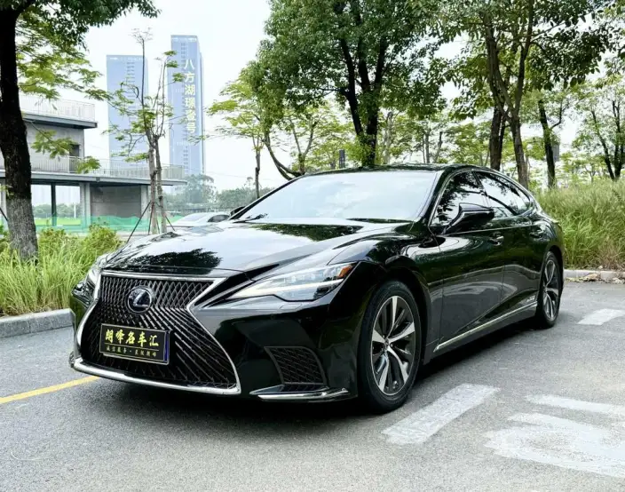 Lexus LS 2021 Model 500h Superior Edition