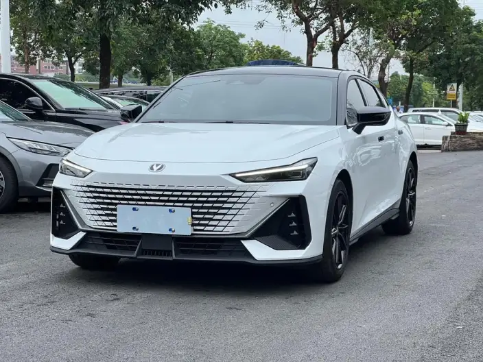Changan UNI-V 2024 Model 1.5T High Power Edition