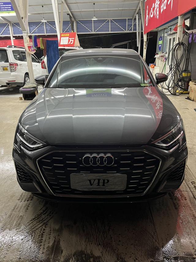 Audi A3 2022 Sportback 35 TFSI Enterprising Sportback – фото 3