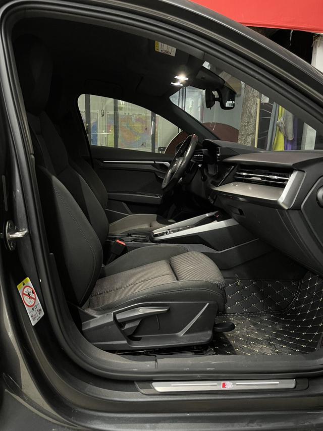 Audi A3 2022 Sportback 35 TFSI Enterprising Sportback – фото 16