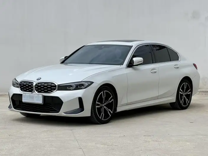 BMW 3 Series 2023 Model 325i M Sports Set