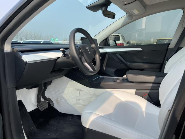 Tesla Model Y 2021 Standard Range RWD – фото 8