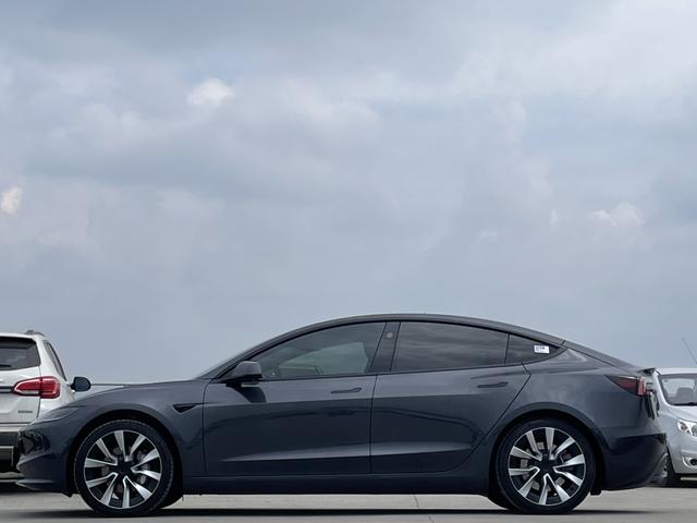 Tesla Model 3 2023 RWD – фото 6
