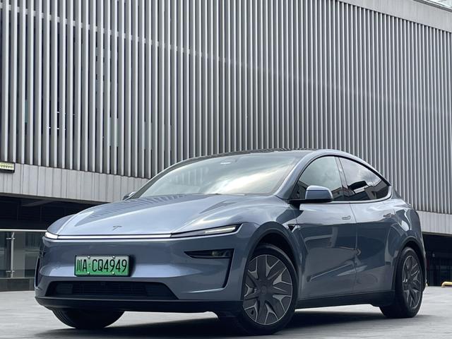 Model Y L 2026 модификация Standard Edition