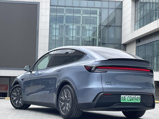 Model Y L 2026 модификация Standard Edition – фото 5