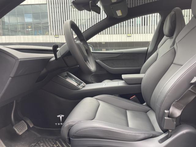 Model Y L 2026 модификация Standard Edition – фото 7