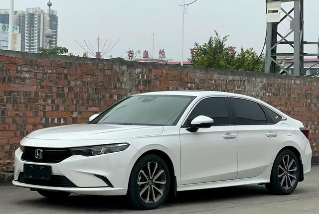 Honda INTEGRA 2023 240TURBO CVT Luxury – фото 1