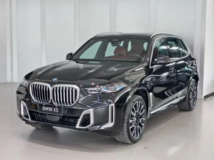 BMW X5 2023 Model xDrive40Li M Sports Set