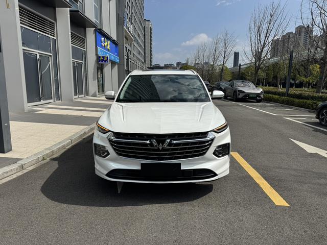 Wuling Victory 2022 1.5T CVT Flagship – фото 2