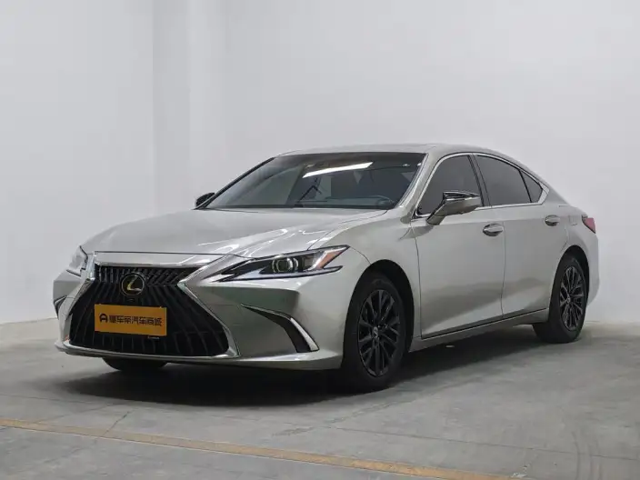 Lexus ES 2024 Model 200 Premium
