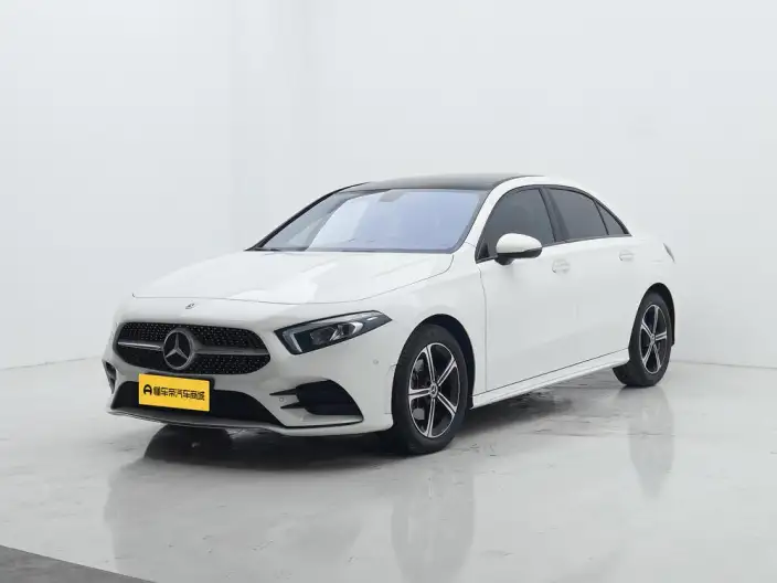Mercedes-Benz A-class 2023 Model A 200 L Sports sedan Fashion Edition